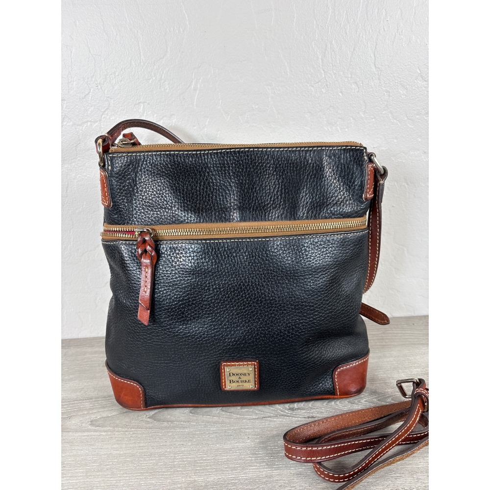 Dooney Bourke Pebble Grain Leather Crossbody Shoulder Bag Black Tan Medium